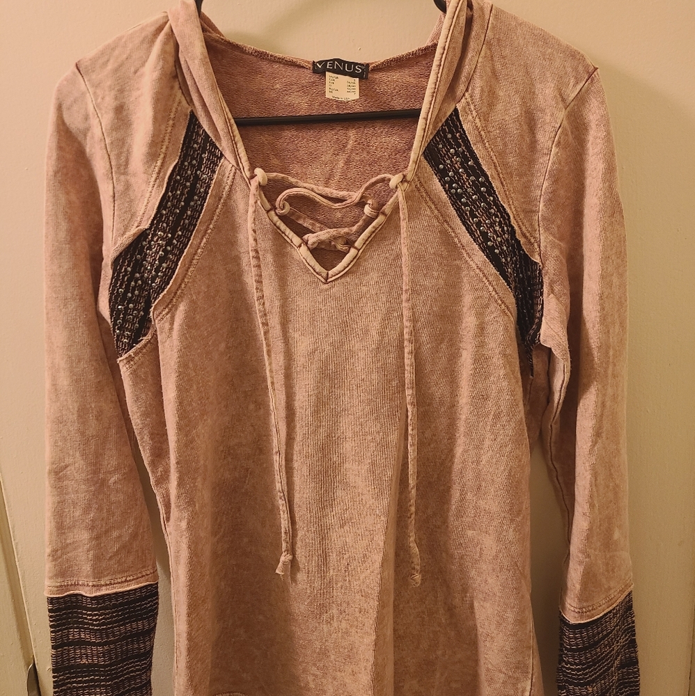 Beautiful Venus Sweatershirt Top Size Small